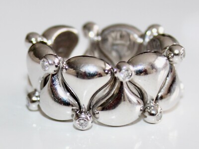 CHOPARD, WHITE GOLD AND DIAMOND 'PUSHKIN' BAND  RING 20 GRAMS