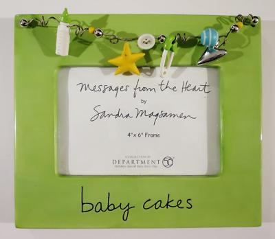 BABY CAKES GREEN BOTTLE STAR BUTTON PIN BALL HEART 3D PICTURE PHOTO FRAME 4X6
