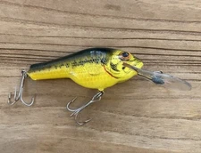 Vintage Bagley Small Fry Bass Type Brass Fishing Lure Chartreuse Crankbait