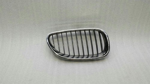 BMW 5 Series E60 Right Front Grille 7065702 Kühlergitter Rechts