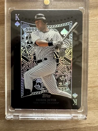 2026 Topps Series 2 Derek Jeter Base (RAW)