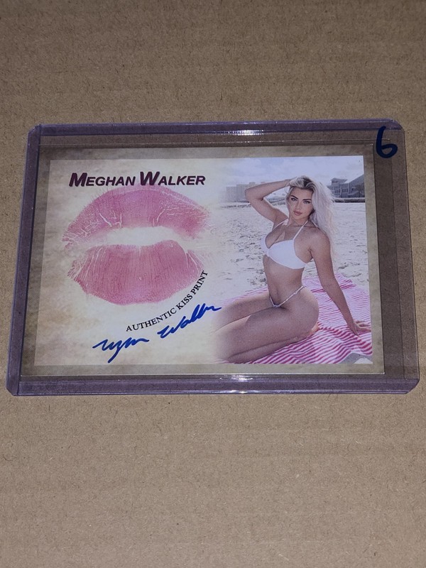 MEGHAN WALKER WWE NXT Signed Kiss Card Wrestler Model Collectors Expo #6