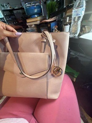 Michael Kors Jet Set Medium Saffiano Leather Snap Pocket Tote Bag in Soft Pink