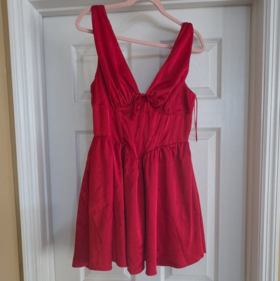 francesca's Red Solid V-Neck Sleeveless Mini Fit & Flare Dress Tie Zip M