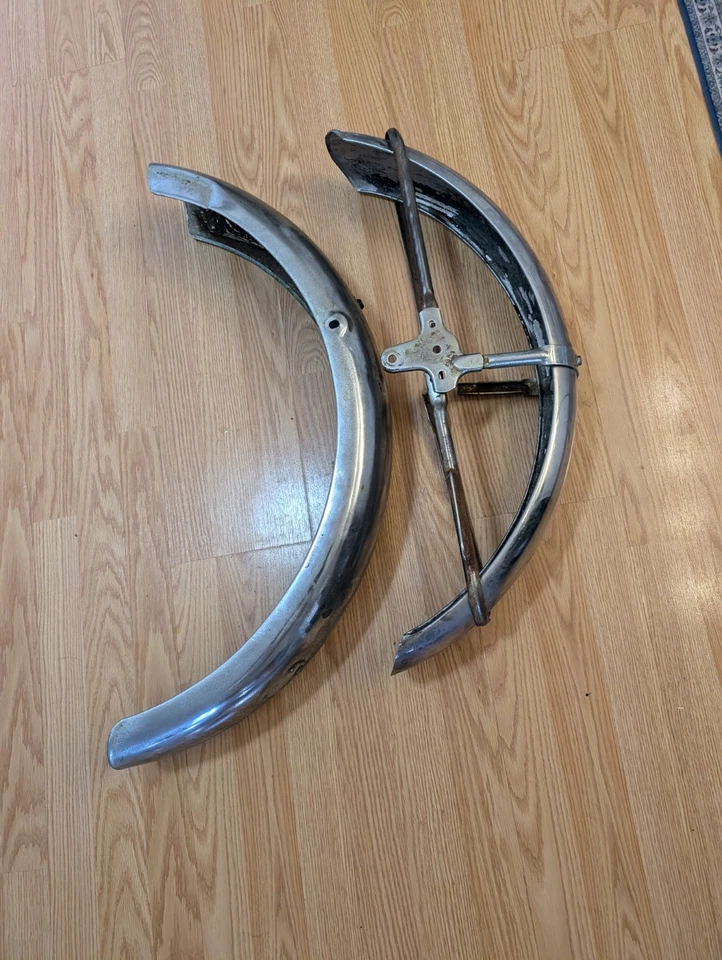 Bridgestone 350 GTR 1967 guardabarros delantero trasero OEM Foto 2 de 4