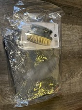 Shampoo Brush With Insulated Handbag