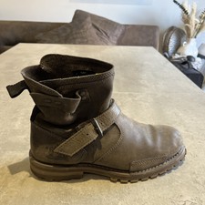 Botas De Seguridad Caterpillar Crossrail ST Color Beige Oscuro Para Hombre