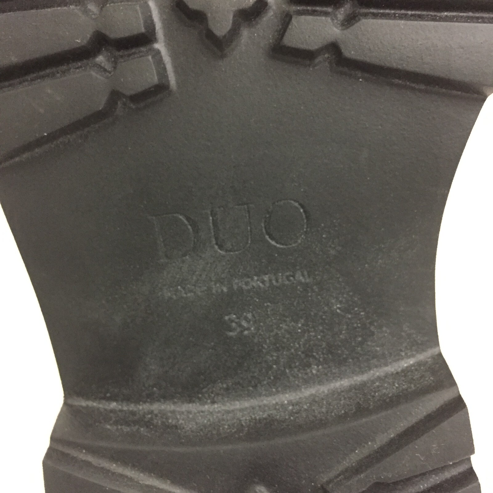 DUO Women's Chelsea Boots Size 6 Tan Leather Mock Croc Chunky Grip Sole