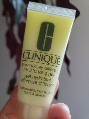Clinique Dramatically Different Moisturizing Gel Oil Free Sample Size 0.5oz New