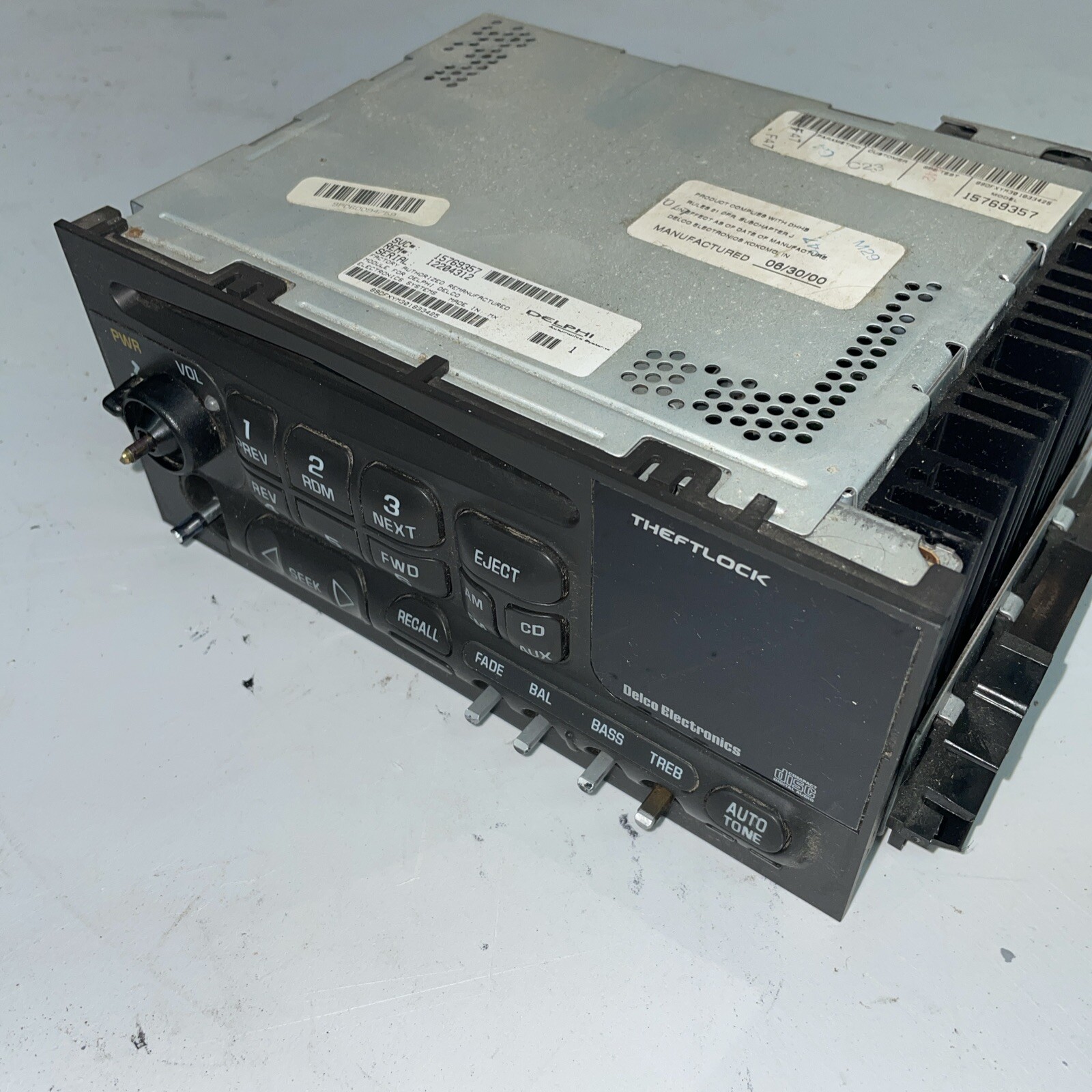 1995 2002 GMC Yukon Sierra Chevy Silverado Tahoe AM FM Radio CD Player