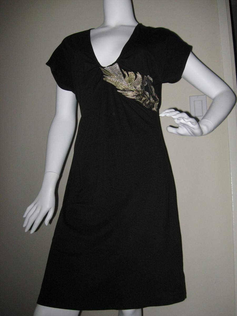 green emerald velvet dress Black crpe dress with gold embroidery