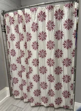VHC Brands Mariposa Marshmallow & Fuchsia Medallion Shower Curtain 72 x 72 NWOT