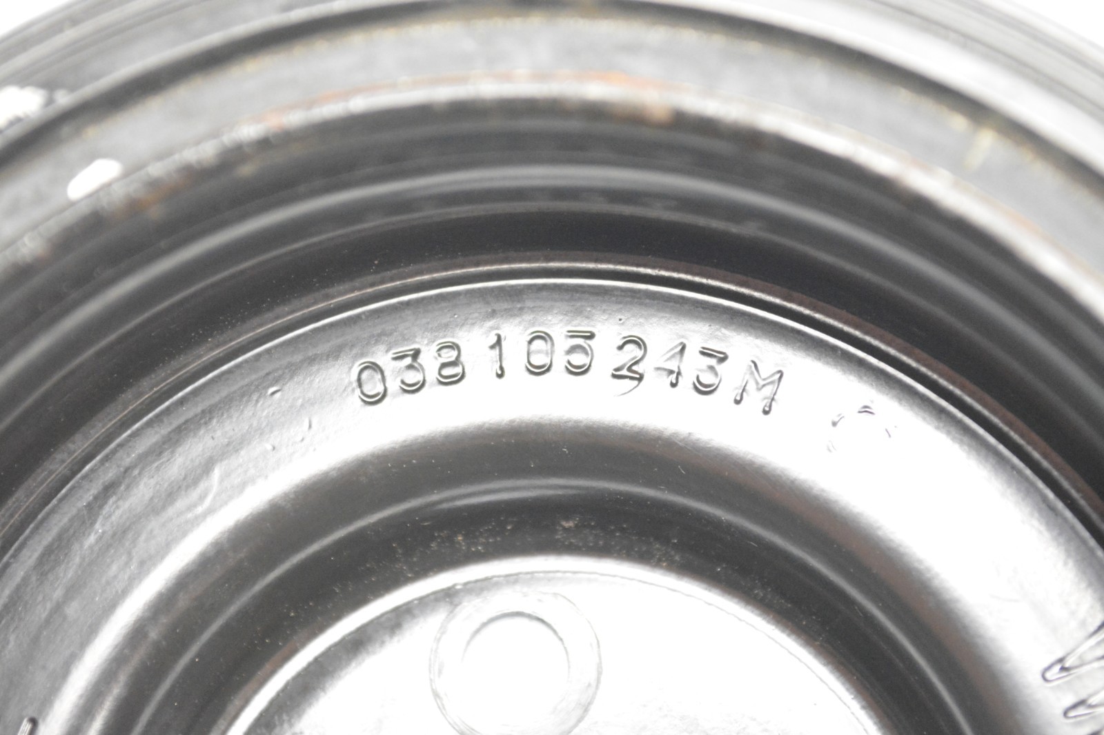 AUDI A4 B8 2007 2016 2.0 TDI CRANKSHAFT PULLEY 038105243M eBay