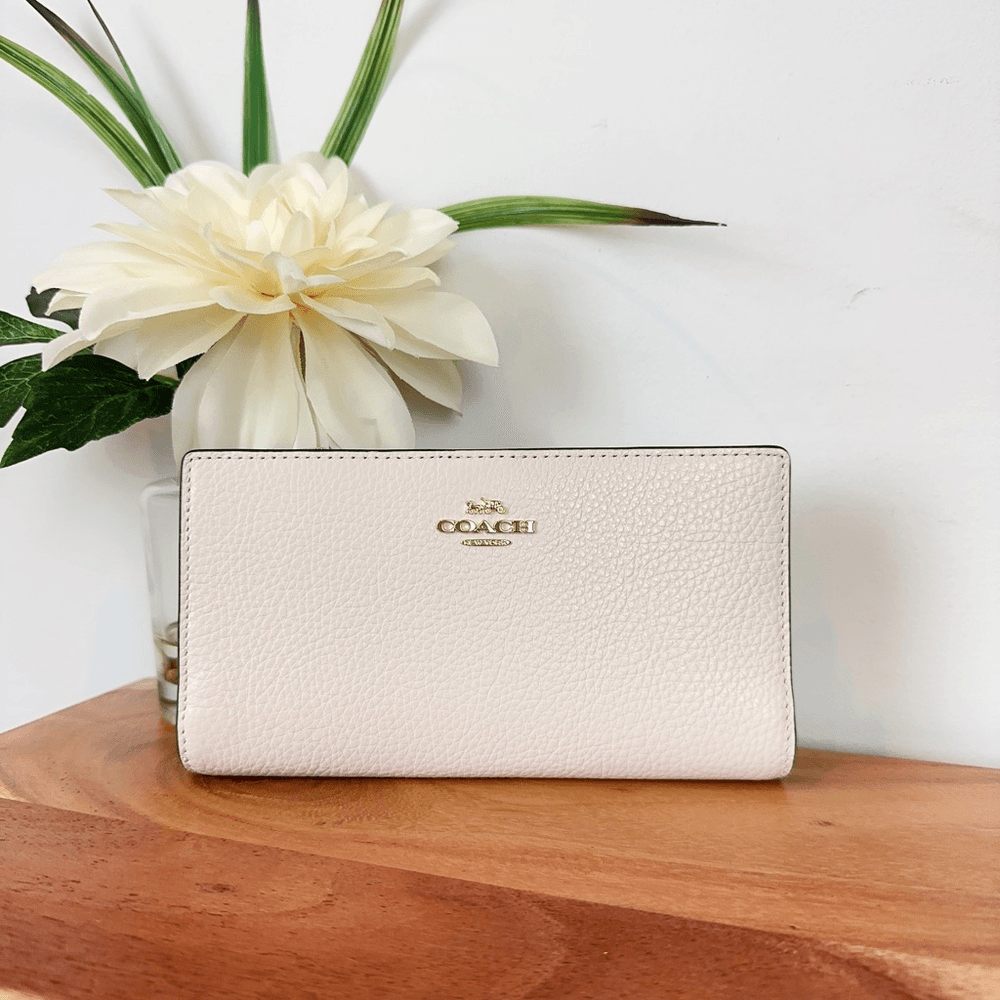 NWT Coach Slim Zip Wallet With Floral Cluster Print Interior