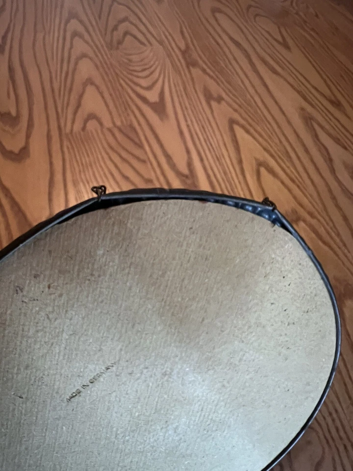 Cubierta de humos vintage victorianas niñas con flores - Alemania, cadena, borde festoneado Foto 4 de 4