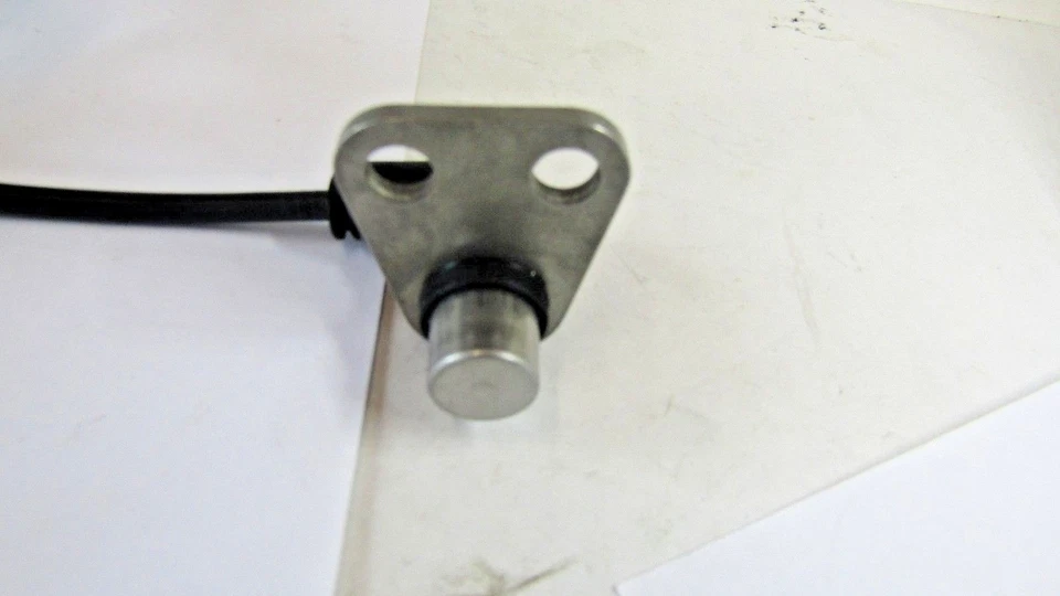 ABS Wheel Speed Sensor Rear Left Airtex 5S6430 fits 01-04 Mazda Miata N0684372Y - Image 3 of 4