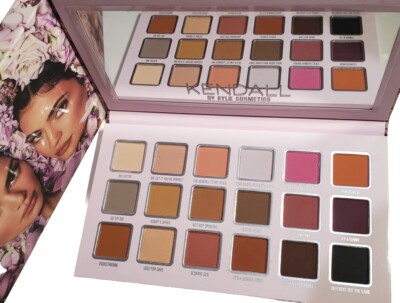 Kylie Cosmetics アイシャドウパレット Kendall ❤️KYLIE COSMETICS Kendall Pressed Powder Palette 18 x 0.9g *1