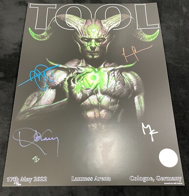Adi Granov Illustration 3　アディ・グラノフ　直筆サイン Adi Granov Illustration 3 -Signed – Stuart Ng Books