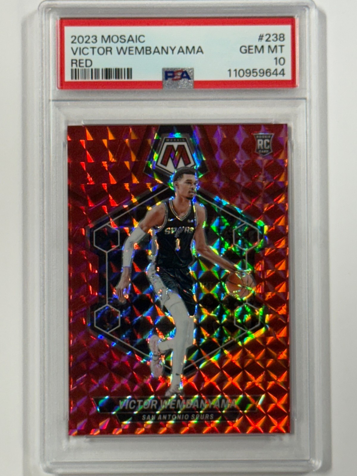 2023-24 Panini Mosaic - Victor Wembanyama #238 Red Mosaic Prizm (RC) PSA10