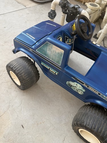 Power Wheels Bigfoot Blue Battery Operated Ride-On Truck Toy for Ages 3-7 - Picture 8 of 10