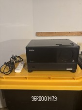 Epson Moviemate 72 EMP-TWD10 Projector Built-In DVD Player , Remote Tested