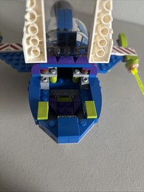 LEGO Toy Story: Buzz's Star Command Spaceship (7593) 99% Complete With Minifigs