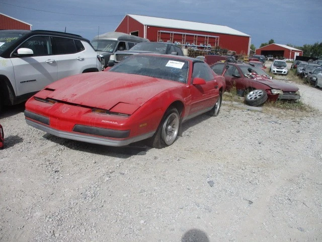 (LOCAL PICKUP ONLY) Front Bumper Without Ground Effects Fits 85-90 FIREBIRD 1601 Foto 3 de 4
