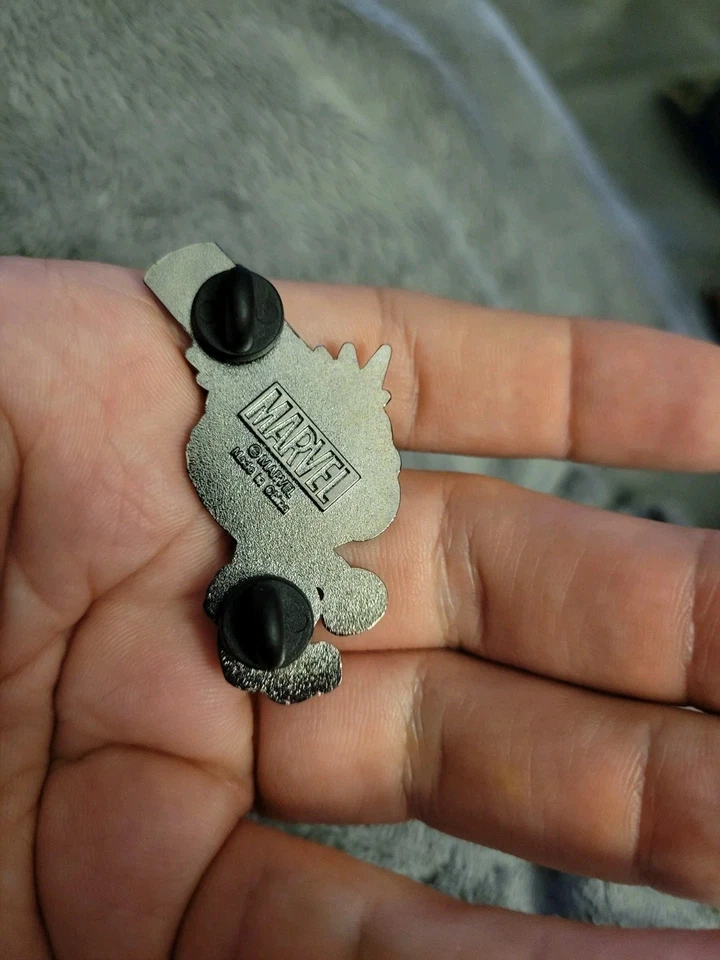 Pin misterioso 2023 NYCC SDCC SKOTTIE YOUNG MARVEL X-MEN CYCLOPS Foto 2 de 2