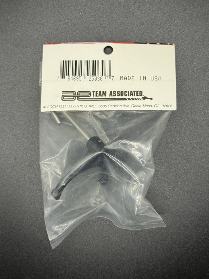 Team Associated 25030 Shifting Lever Fork Monster GT Nitro - Image 2 of 2