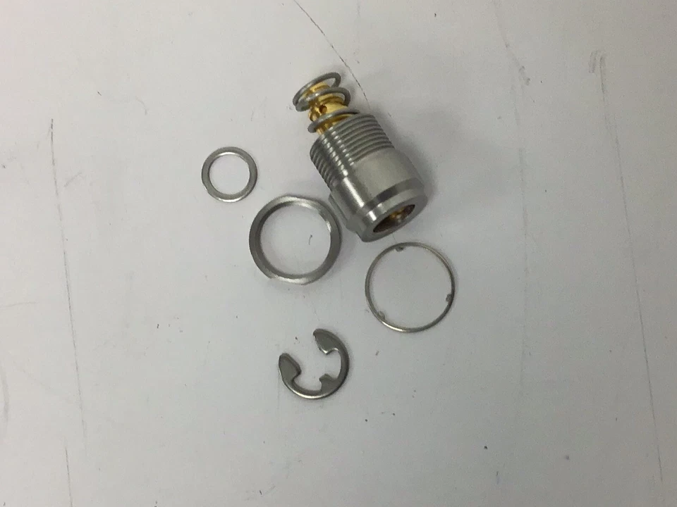 26 NOVO Tyco 1663948-1 Conector Coaxial OSP Painel Flutuante Alimentação-Thru Cabo Jack - Imagem 2 de 4