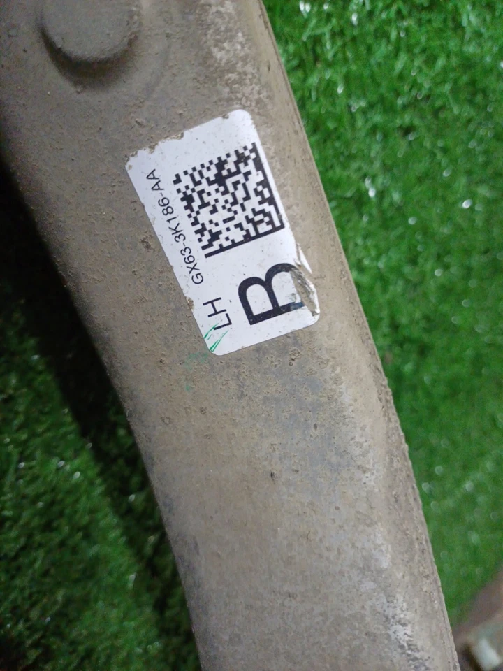 ✅️BUJE RUEDA DELANTERA IZQUIERDA LADO PASAJERO JAGUAR XF X260 N/S GX633K186AA 2015 Foto 3 de 4