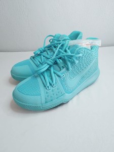 grade school kyrie 3