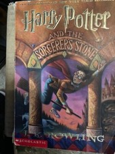 Harry Potter and the Sorcerer's Stone by J. K. Rowling (1999, Trade Paperback)