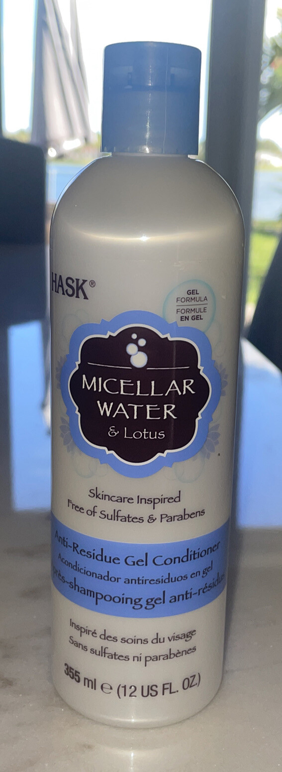 Micellar water & Lotus, By Hask-image