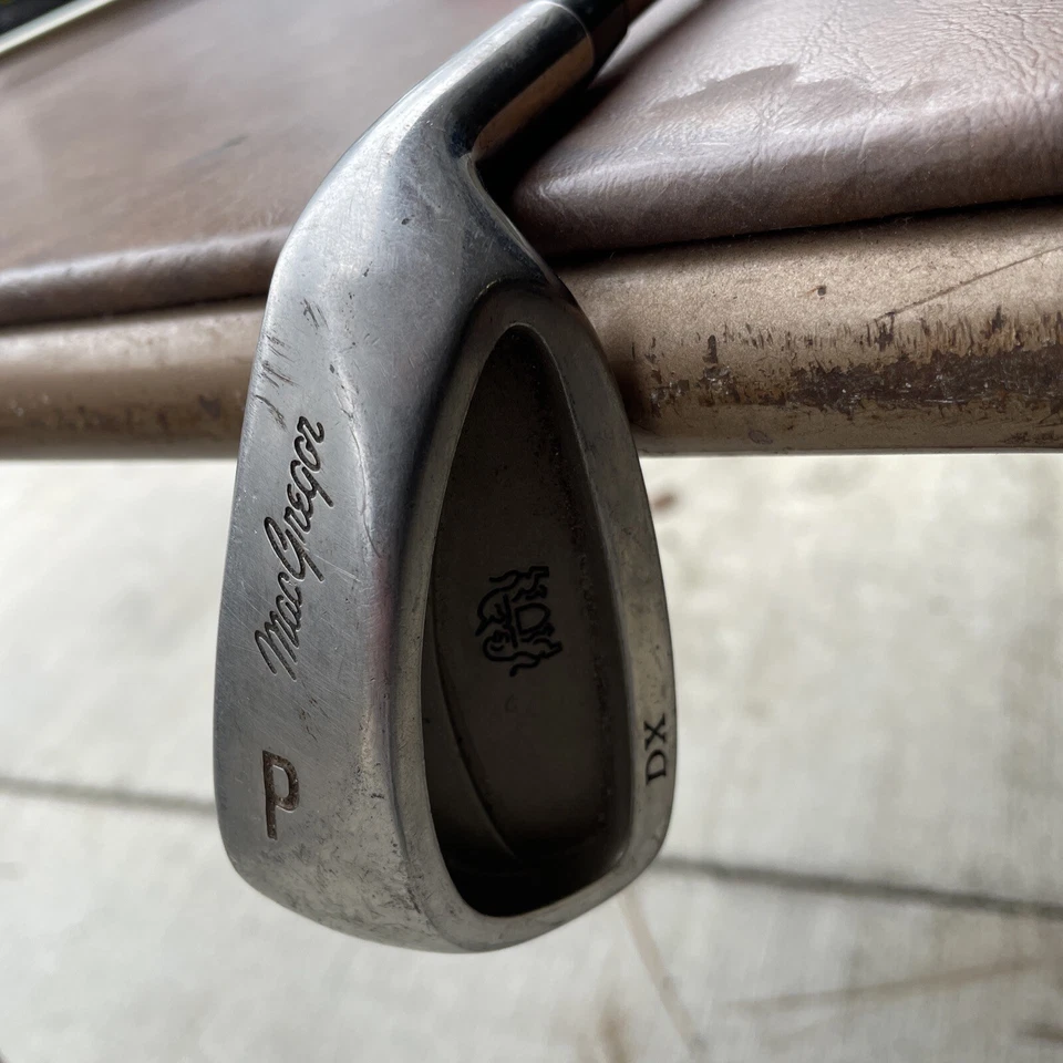 MacGregor DX Pitching Wedge Graphite Shaft 35 Inches - Image 2 of 4