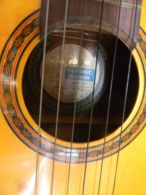 Picture 3 of 9