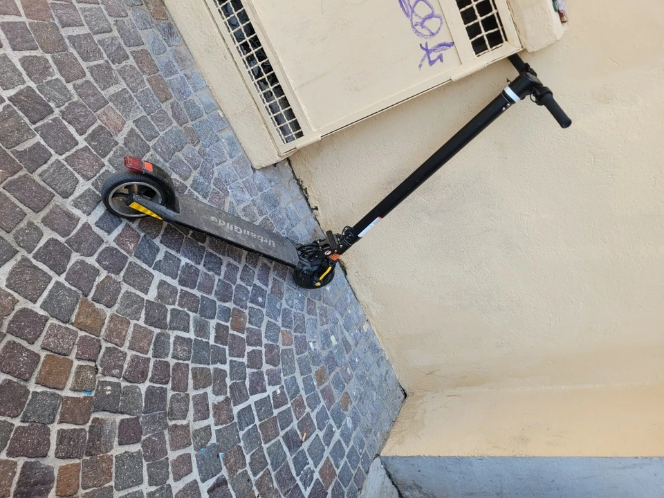 Takira Sc8ter 5'' 28 km/h Trottinette Électrique Pliable - Blanche... - Photo 1/1