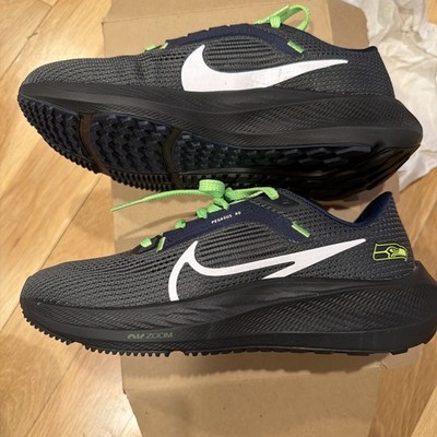 NIKE ZOOM PEGASUS 40 SEAHAWKS NFL Shoes Size 4 Boys or 5.5 Women s