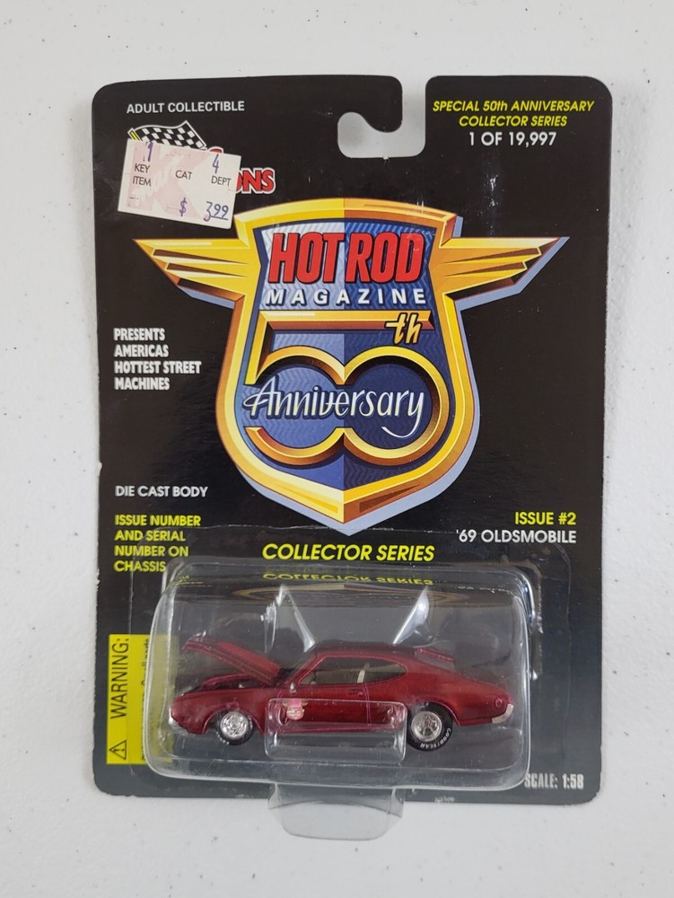 Racing Champions Hot Rod Magazine 69 Oldsmobile Die Cast Model Car Red Issue #2