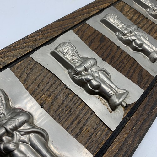 Vintage Candy Mold Art Soldiers, Mounted on Wood Ready to Hang! 32” X 8” - Picture 4 of 10