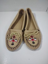Minnetonka Thunderbird Moccasins, Women's 176 Size 9.5 Tan 7954507 USED CG
