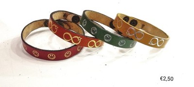 BOX 5 Stück LEDERARMBÄNDER VERSTELLBAR UNISEX VERSCHIEDENE GRAVURMUSTER OBEN