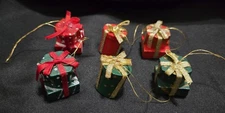 Set of 6 Mini Wooden Christmas Presents with Bows Ornaments Red Green Gold