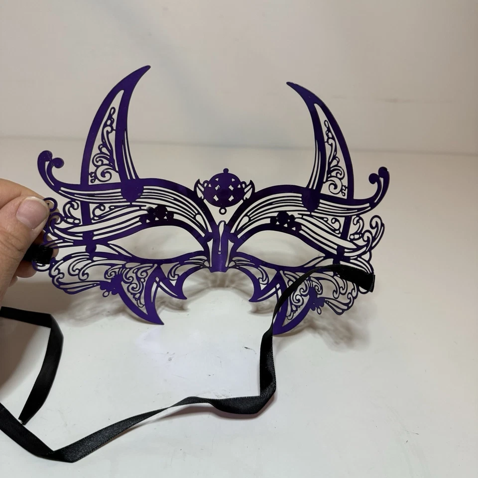 NWT Wolverine Venetian Masquerade Mask Crystal Rhinestones Metal halloween - Image 2 of 3