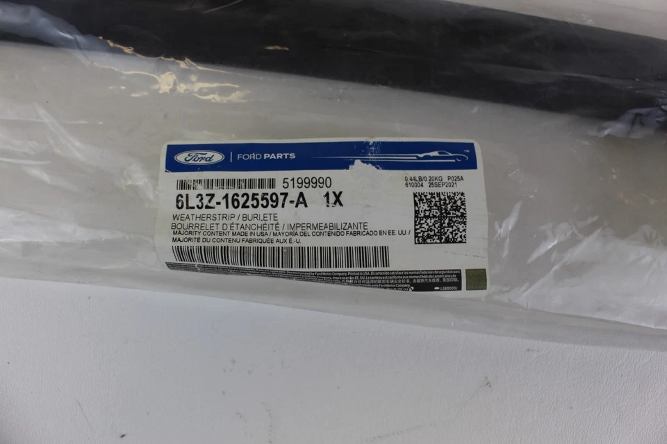 Moldura ventana trasera izquierda ford 6l3z-1625597-a f-150 marca lt Foto 2 de 4