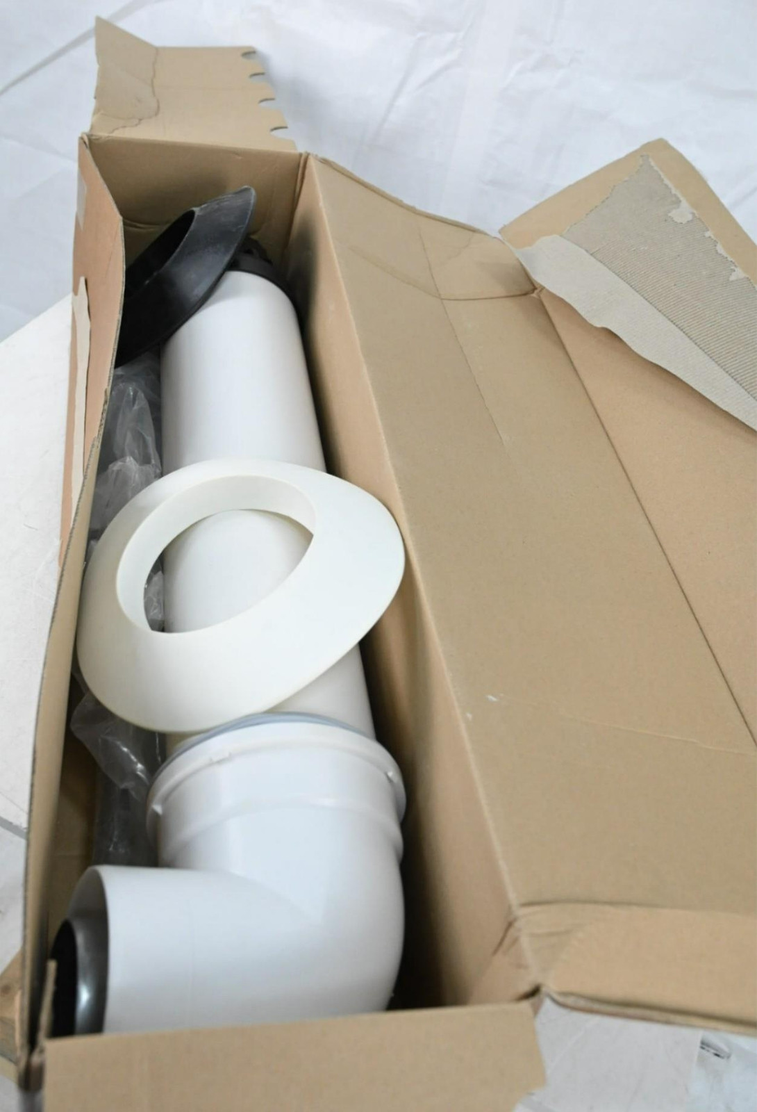 Rinnai/Ubbink 223182 21u0026#034; Non Condensing Horizontal Vent Termination |  eBay