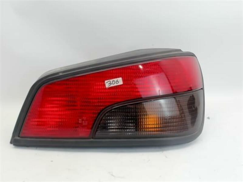 PEUGEOT 306 3/5 PT (S1) Right Rear Lamp 303913