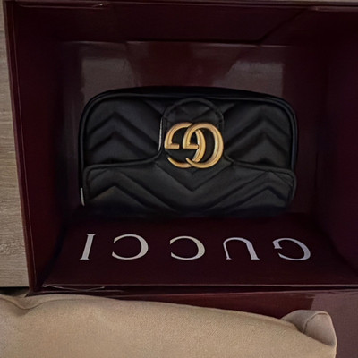 Gucci Black Quilted Chevron Shoulder Bag Gold GG Logo Snap Closure Dust Bag