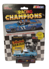 Racing Champions Collectors Series Richard Petty #43 NASCAR Diecast Car Torino