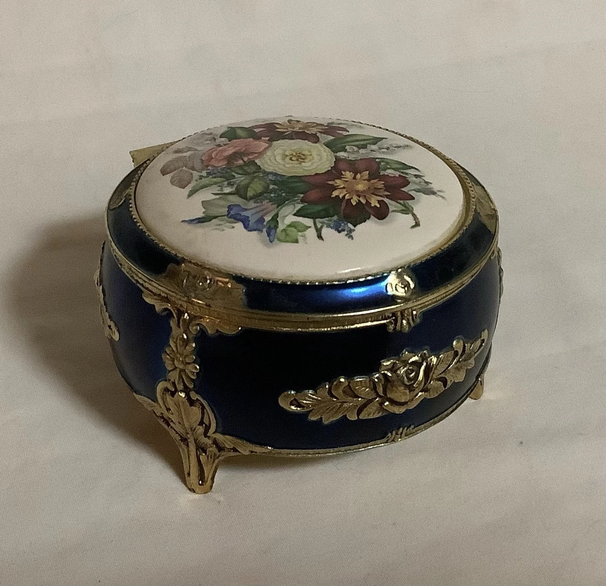Schmid Music Box Indiana Collectible Music Boxes (1940-1970) for
